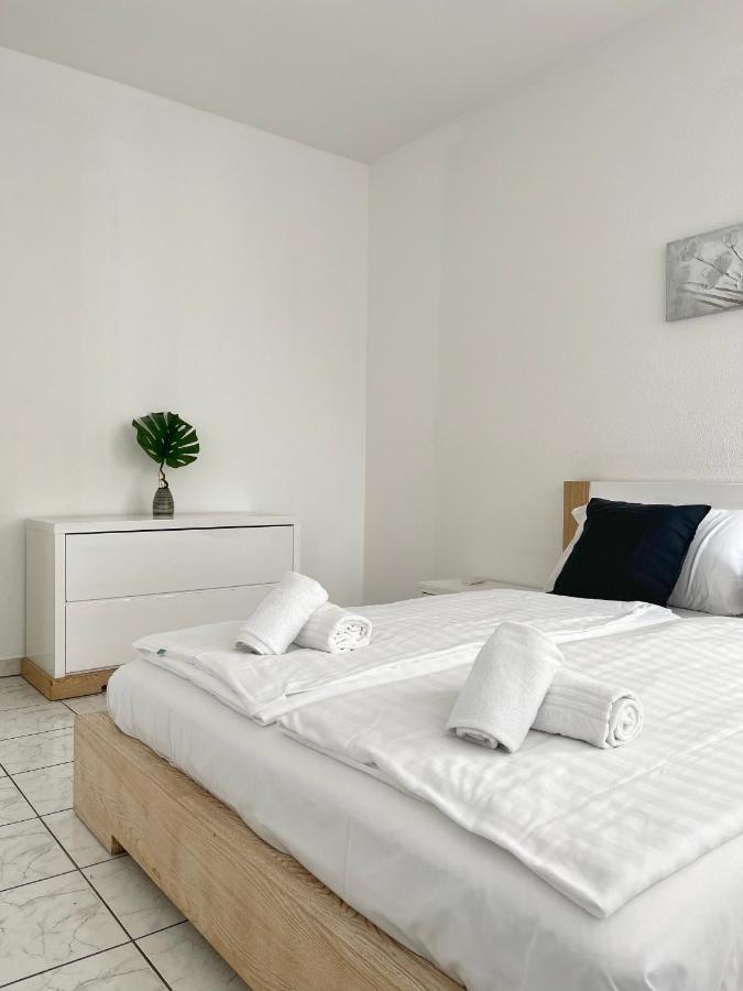 Guesthouse Lugano Apartments By Lr Eksteriør bilde